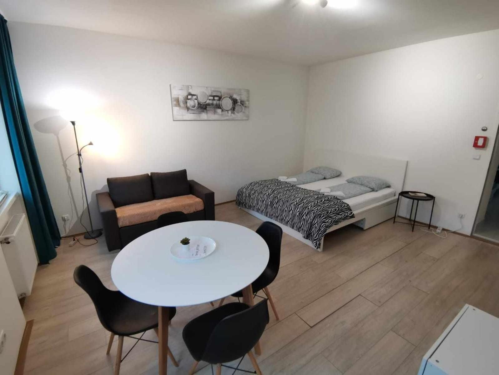 Central Apartment Metro 1 Min. Відень Екстер'єр фото